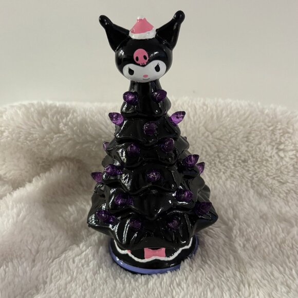 6" Collectable KUROMI Ceramic Christmas Tree - NEW IN BOX - Picture 4 of 7